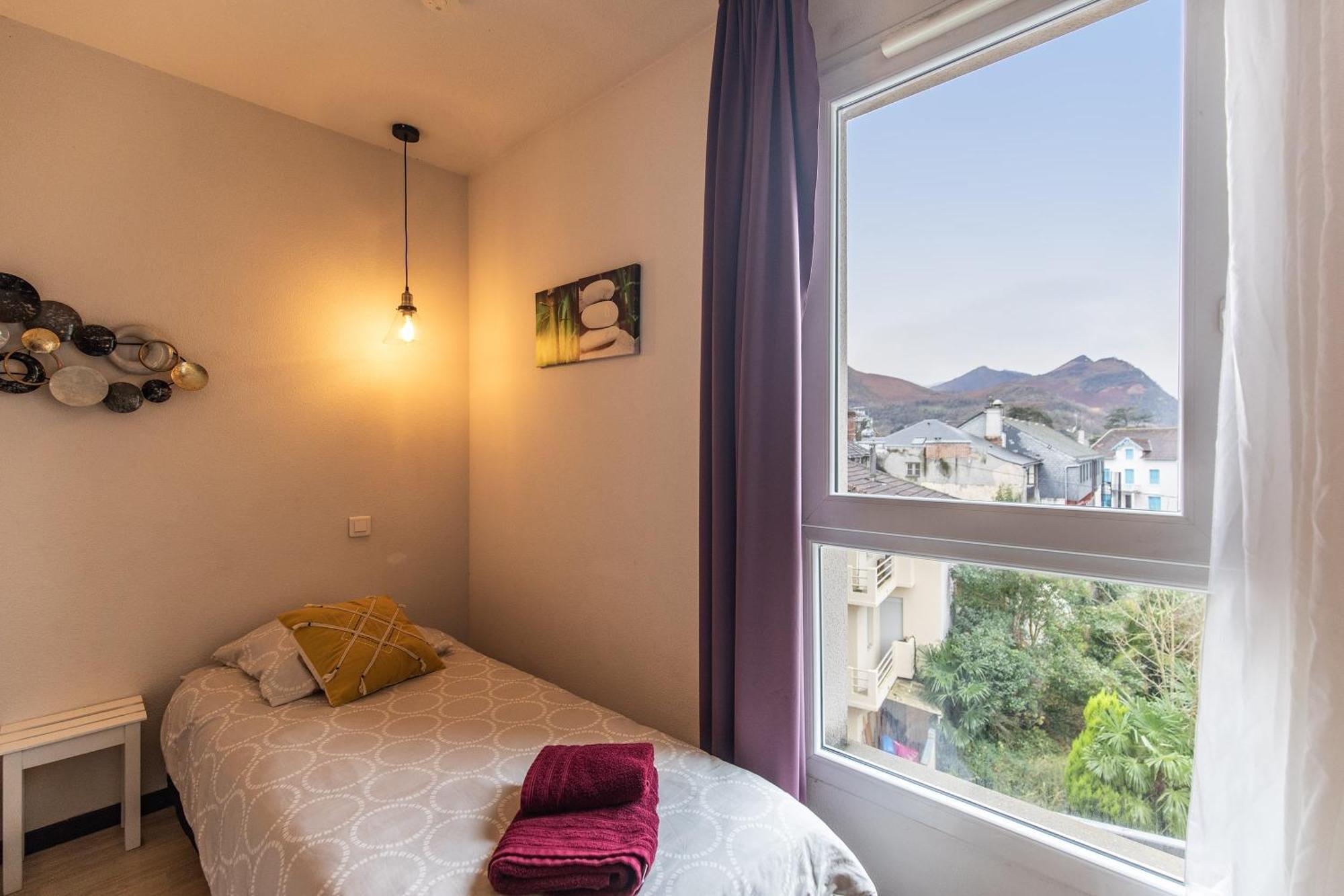 Tithome 1 - Gare, Centre Ville, Vue Montagne Et Chateau 卢德 外观 照片